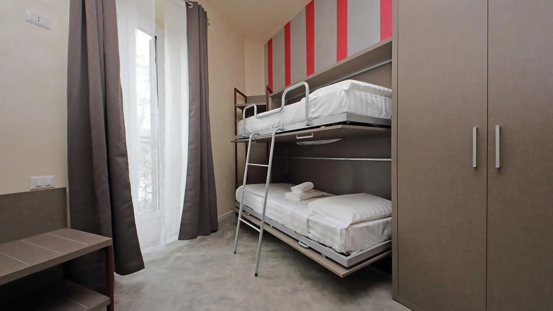Termini Comfort Rooms By Flatinrome 0*, Rome